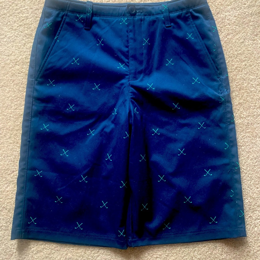 Men’s Under Armour golf shorts